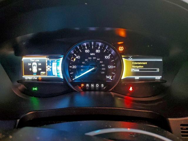 Ford Explorer Limited Image 3