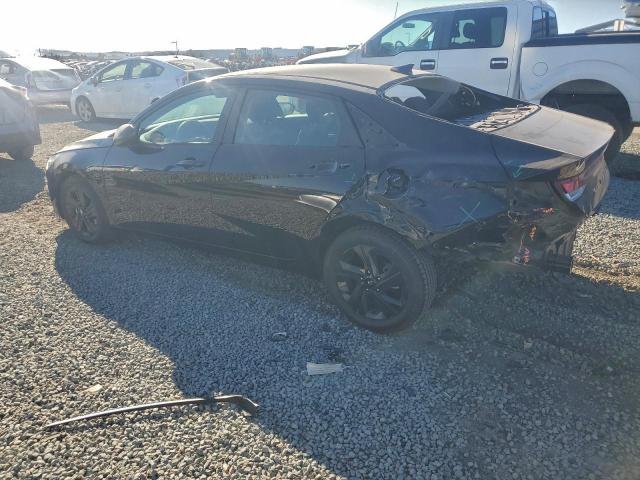 Hyundai ELANTRA Sel Image 12