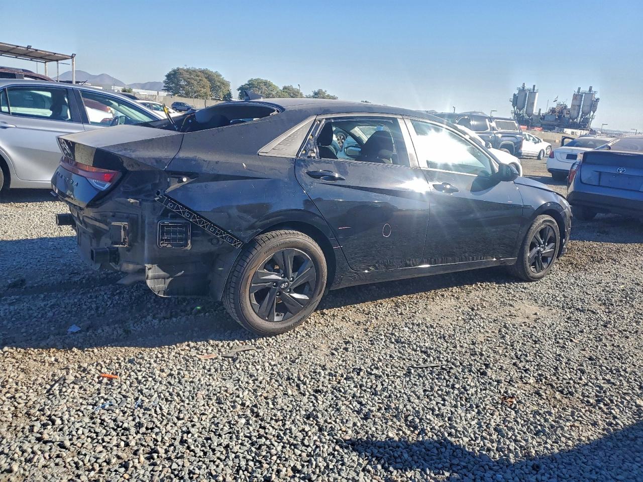 Hyundai ELANTRA Sel Image 11