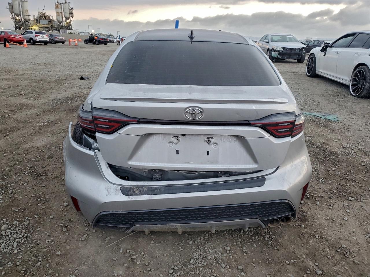 Toyota Corolla Se Image 5