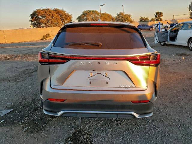 Lexus NX 450h Luxury Image 3