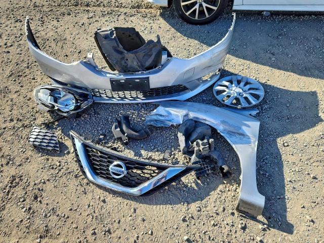 Nissan Sentra S Image 13