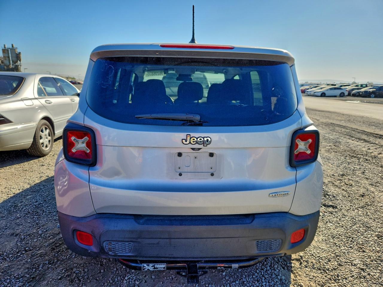 Jeep Renegade Latitude Image 11