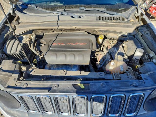 Jeep Renegade Latitude Image 6