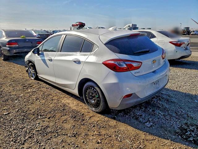 Chevrolet Cruze Lt Image 4