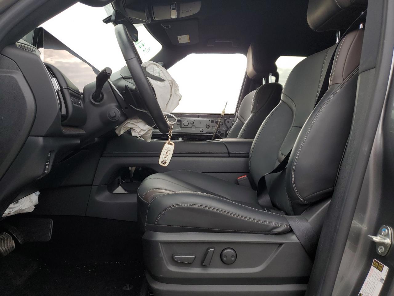 Nissan Armada Sl Image 9