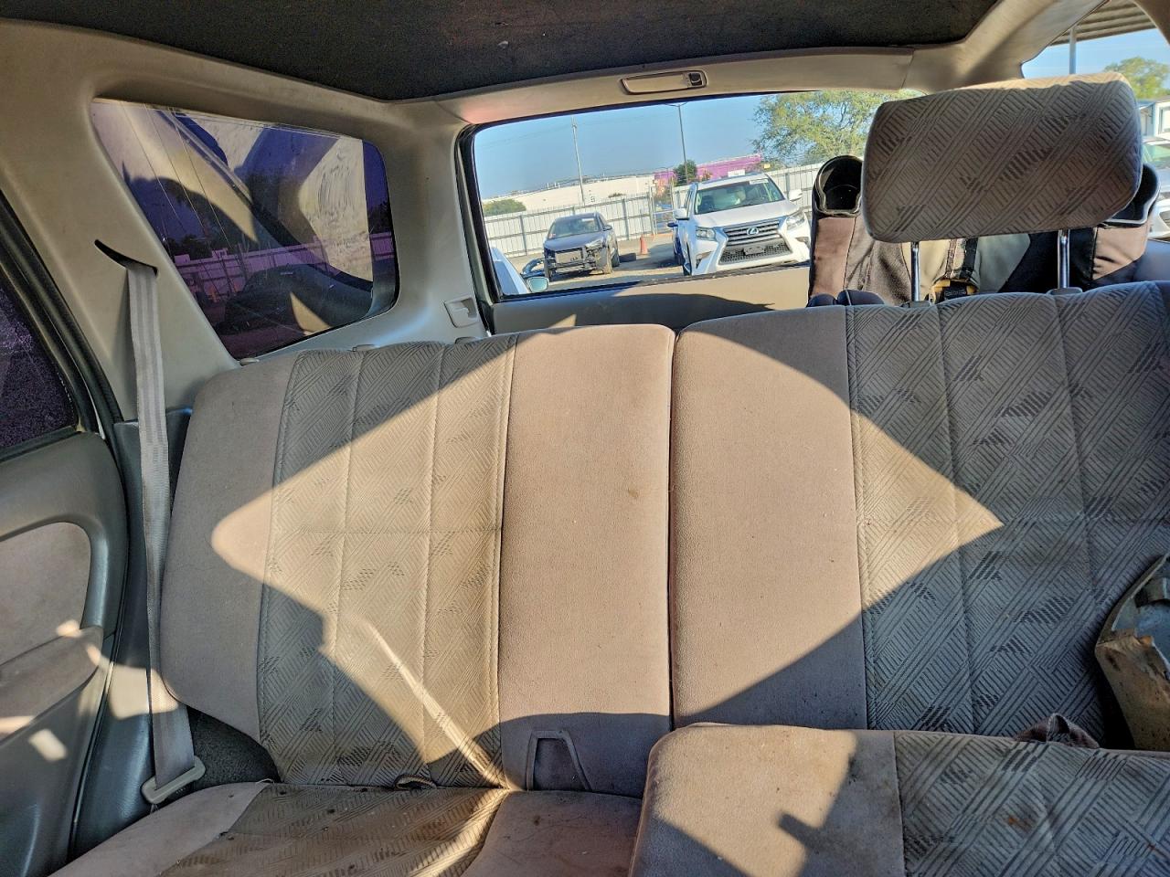 Toyota 4Runner Sr5 Image 12