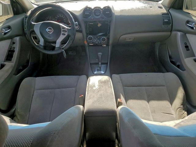 Nissan Altima 2.5 Image 4