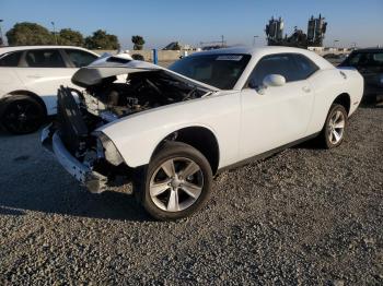  Salvage Dodge Challenger