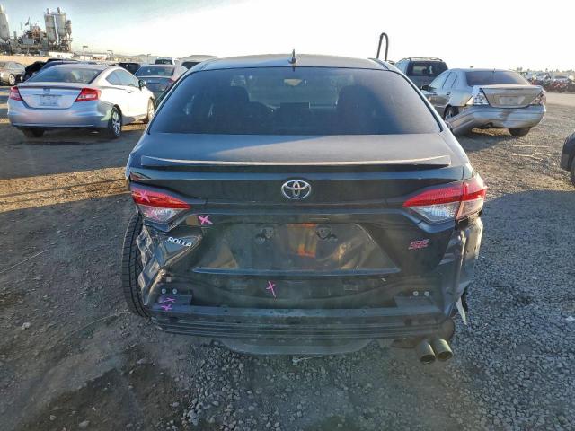 Toyota Corolla Se Image 10