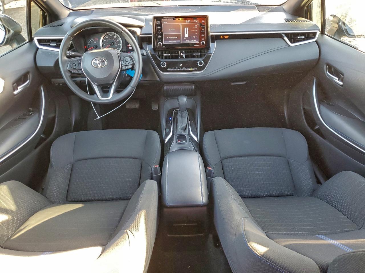 Toyota Corolla Se Image 12